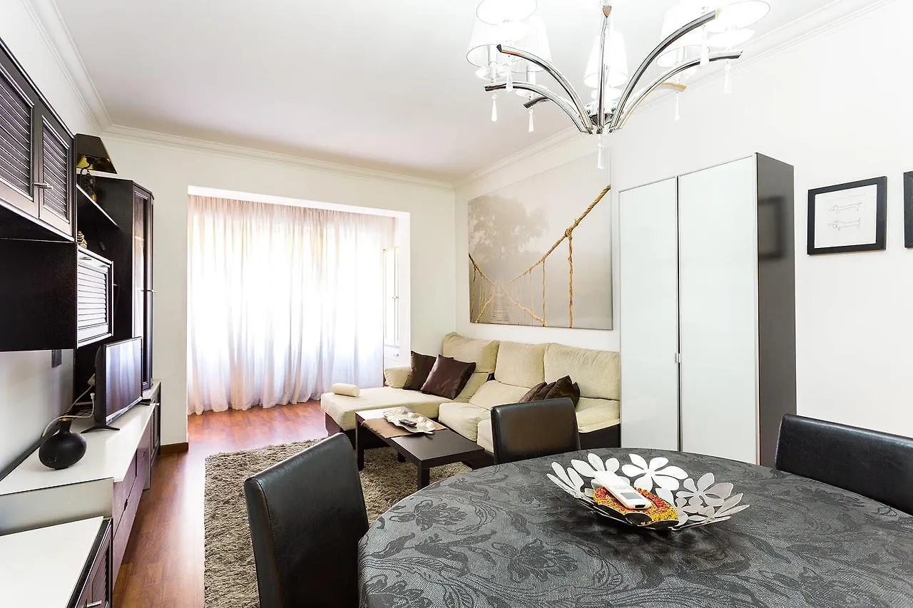 Oxis Apartments - Plaza Espana Fira Barcelona